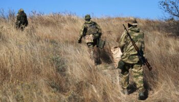 Guerre en Ukraine EN DIRECT : La Russie revendique la prise d’un village près de Bakhmout…